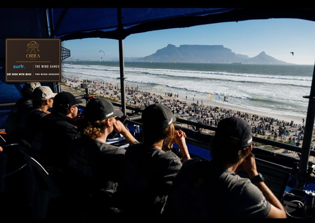 Judges' tower above the bay, with Table Mountain across the water